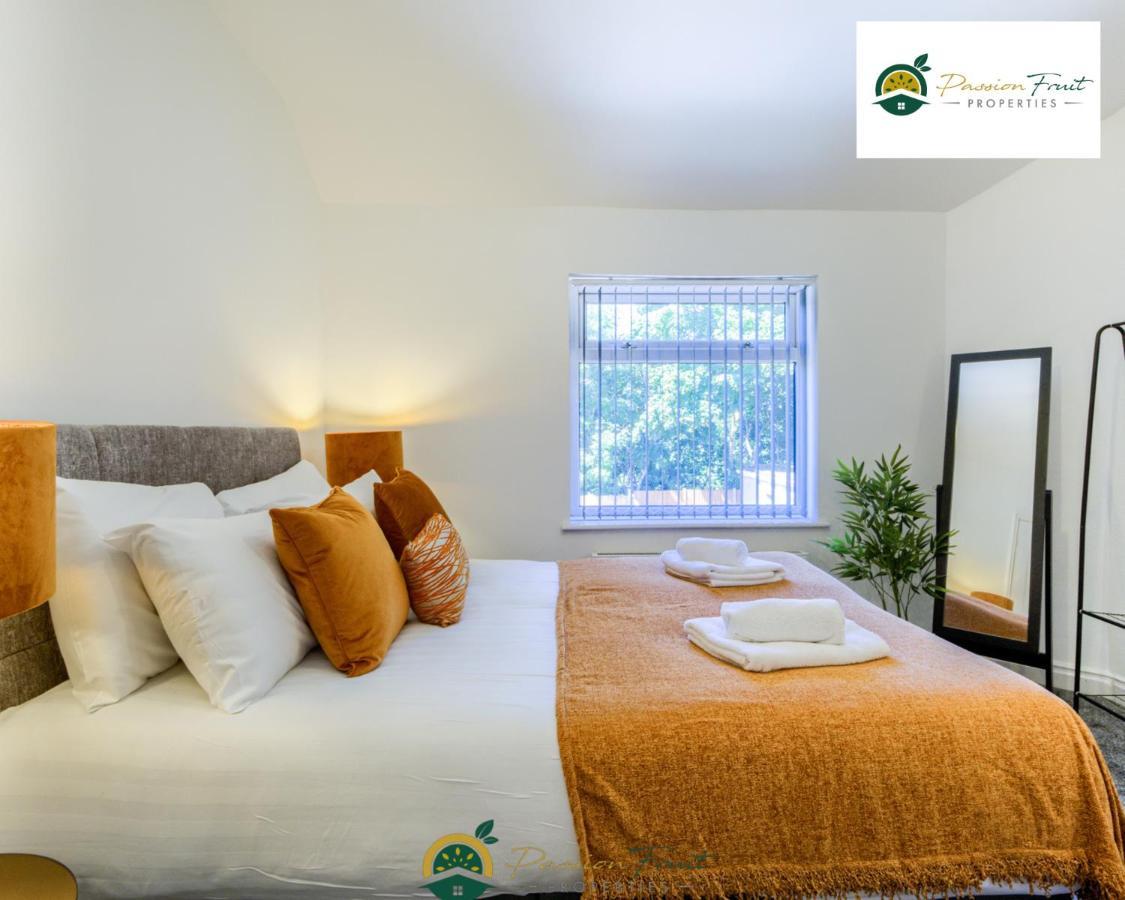 3 Bedroom Coventry House By Passionfruitproperties With Free Wi-Fi, Large Garden And Driveway - 52Nrc Bagian luar foto