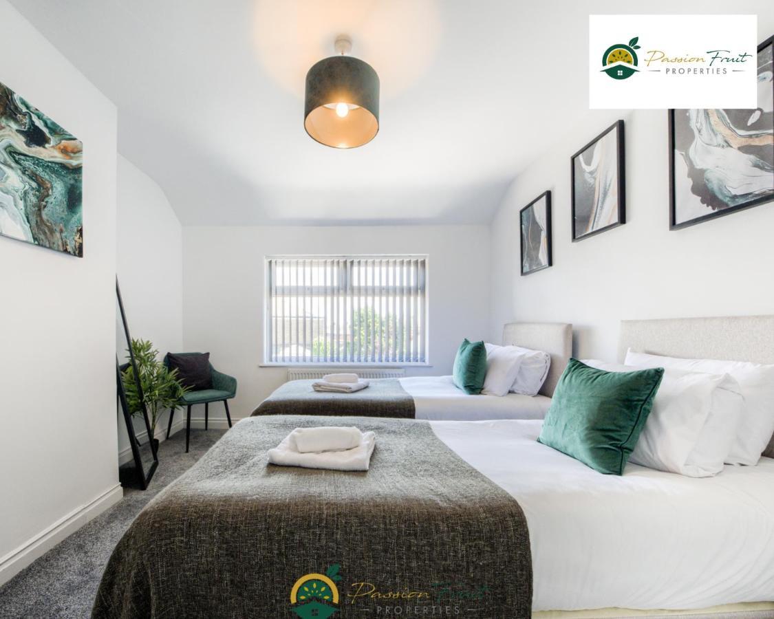 3 Bedroom Coventry House By Passionfruitproperties With Free Wi-Fi, Large Garden And Driveway - 52Nrc Bagian luar foto